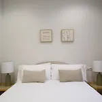 Apartment Lufia Flats 3 *