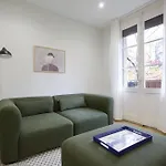 Lufia Flats 3 Apartment *