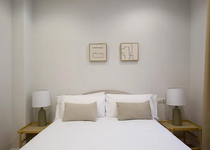 Apartment Lufia Flats 3 *