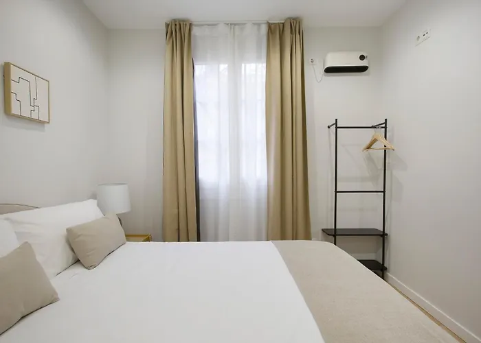 Apartment Lufia Flats 3 *