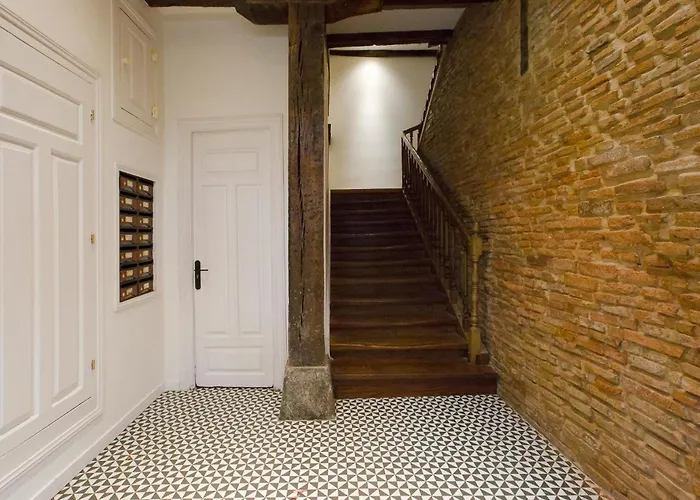 Apartment Lufia Flats 3 *